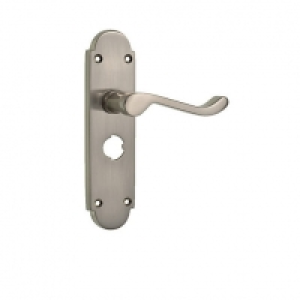Wickes Cuba Victorian Shaped Privacy Door Handle - Satin Nic £14.00