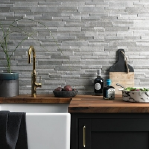 Wickes Quarzo Steel Splitface Porcelain Mosaic 394 x 106mm £47.36