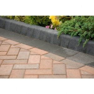 Wickes  Marshalls Keykerb Smooth Edging Stone Pack - Brindle 100 x 1