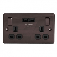 Wickes  Wickes 13 Amp Twin Switched Socket with 2 x USB Ports - Blac