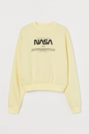 Sweatshirt £5.00