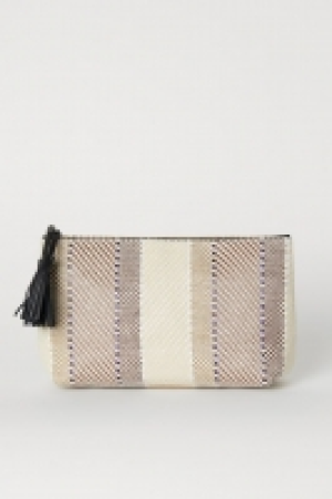 Wash bag with tassels £10.00