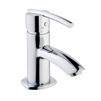 Wickes  Wickes Versaille Compact Basin Mixer Tap - Chrome