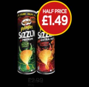 Budgens  Pringles Sizzlin Chilli, Sizzlin Sour Cream