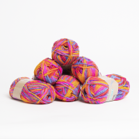 HomeBargains  Crafty Things: Printed Yarn - Multi/Rainbow (6 x 50g)