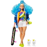 HomeBargains  Barbie: Extra Doll #4 With Skateboard & 2 Kittens