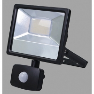 Wickes  Wickes Aluminium PIR Sensor Floodlight IP44 White 3000 Lumen