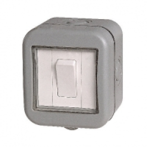 Masterplug IP55 10A Single Exterior 2 Way Switch - Grey £5.50