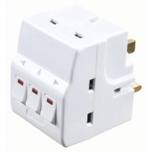 Masterplug 3 Gang Switched Socket Adaptor with Power Indicat