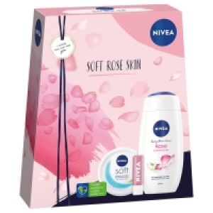 Nivea Dreamy Rose Gift Set