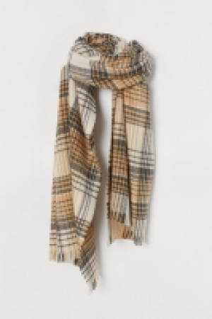 Woven scarf £7.00