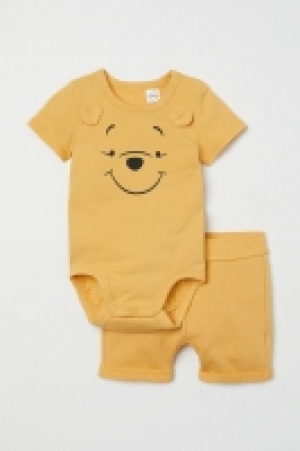 2-piece printed set £7.00