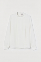 HM  Pleat-front blouse