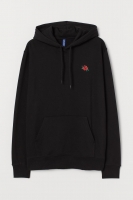 HM  Hooded top with a motif