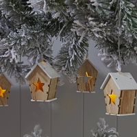 HomeBargains  Festive Feeling: Wooden House String Lights