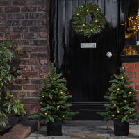 HomeBargains  Festive Feeling: Premium Doorway Set