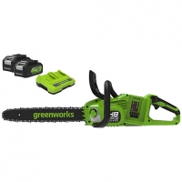 Wickes  Greenworks 48V (2 x 24V) Chainsaw with 2 x 4Ah Battery & Cha