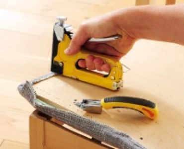 Staple Gun and Remover