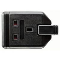 Wickes  Masterplug 13 Amp Single Rewireable Trailing Socket - Black