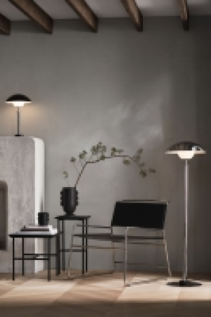 Metal floor lamp £45.00