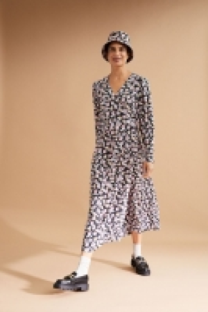Wrap dress £12.00