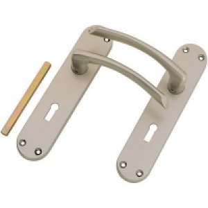 Wickes  Wickes Dante Locking Door Handle - Satin Nickel 1 Pair