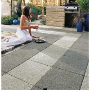 Wickes  Marshalls Argent Coarse Light Grey Paving Slab 400 x 400 x 3