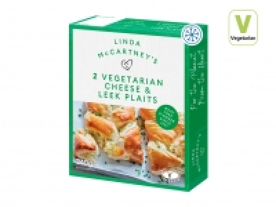 Linda McCartneys 2 Vegetarian Cheese & Leek Plaits