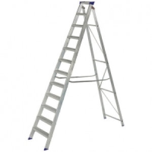 Wickes  Werner MasterTrade 12 Tread Aluminium Swingback Stepladder