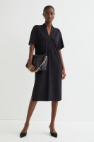 HM  Dress with dolman sleeves