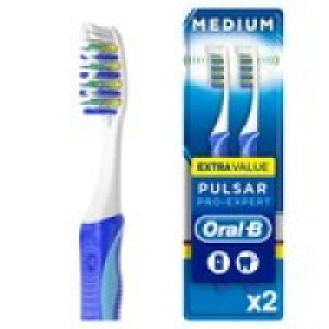 Oral B Pulsar Pro-Expert Toothbrush 35 Medium  £6.00