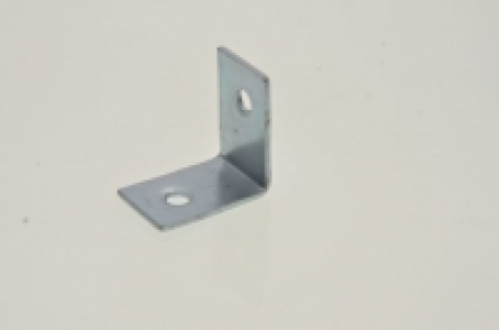 Wickes  Wickes 25mm Zinc Plated Angle Bracket Pack 4