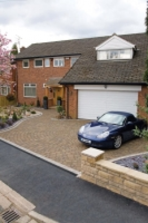 Marshalls Drivesett Tegula Driveway Block Paving Hazelnut -