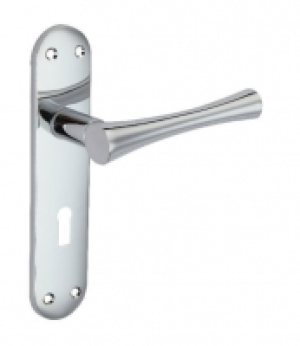 Wickes  Wickes Bella Lock Door Handle - Polished Chrome 1 Pair