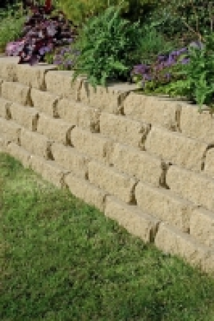 Wickes  Marshalls Croft Textured Walling - Buff 300 x 170 x 100mm Pa