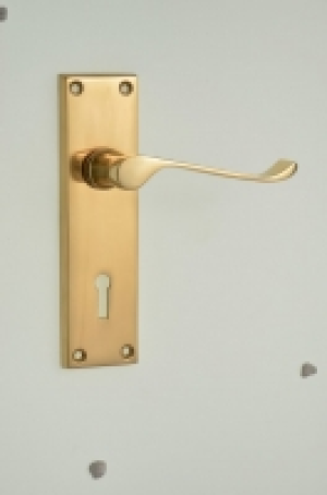 Wickes Paris Victorian Scroll Locking Door Handle - Polished £11.00