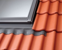 Wickes  VELUX EDW Tile Roof Window Flashing - 550 x 980mm