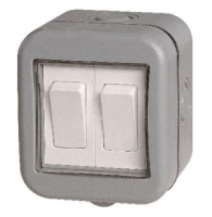 Wickes  Masterplug IP55 10A Twin Exterior 2 Way Switch - Grey