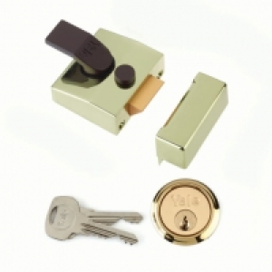 Wickes  Yale P-85-BLX-PB-40 85 Deadlocking Nightlatch - Brass 40mm