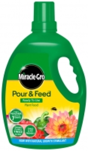 Miracle-Gro Pour & Feed Plant Food - 3L