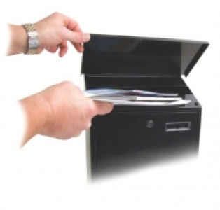 Sterling MB04BK Grand Post Box - Black £41.00