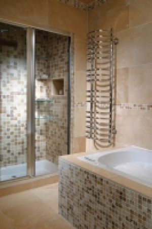 Wickes Classic Kremna Travertine Wall & Floor Tile - 600 x 4