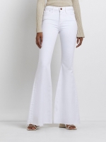 LittleWoods River Island Mid Rise Ultra Flared Jeans - White