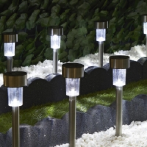 HomeBargains  Firefly: LED Solar Lights Standard Post Stakes 12 Pack