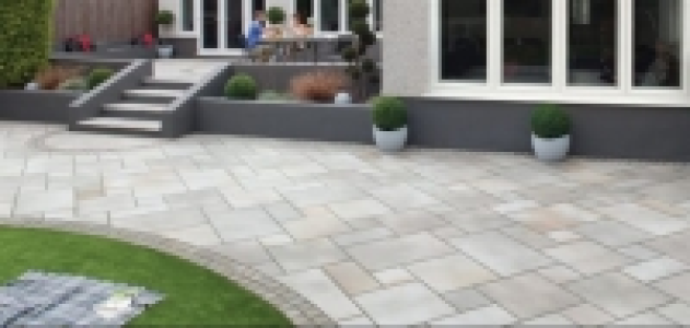 Marshalls Sawn Versuro Smooth Silver Paving Slab 560 x 845 x