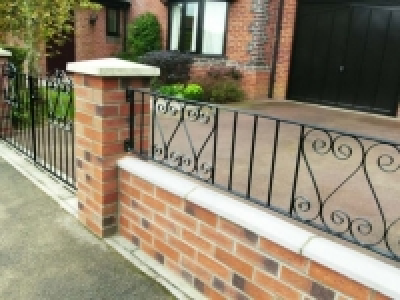 Wickes  Wickes Chelsea Metal Wall Railing - 365 x 1830mm