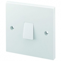 Wickes  Wickes 10 Amp 1 Gang 2 Way Light Switch - White