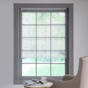 Wickes 25mm PVC Venetian Blind White 90x180cm £8.00