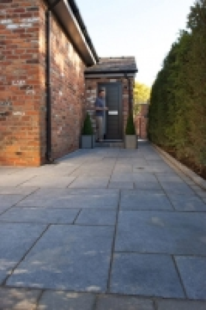 Wickes  Marshalls Indian Sandstone Textured Grey Multi Paving Slab 5