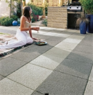 Wickes  Marshalls Argent Coarse Light Grey Paving Slab 600 x 600 x 3